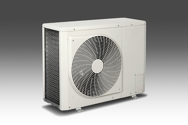 【検証】エアコン暖房30度でカビは本当に撃退できる？効果と限界を専門解説