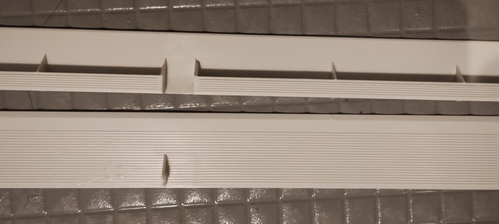 川崎市 クイックエアコンクリーニング ルーバー 洗浄後